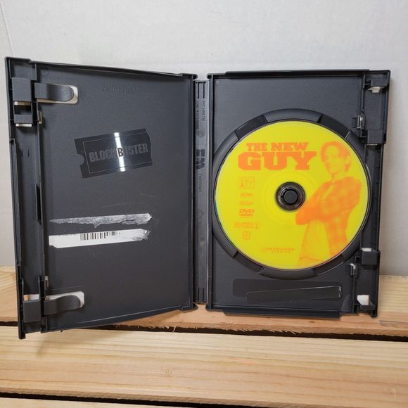 DVD The New Guy - Picture 2 of 4